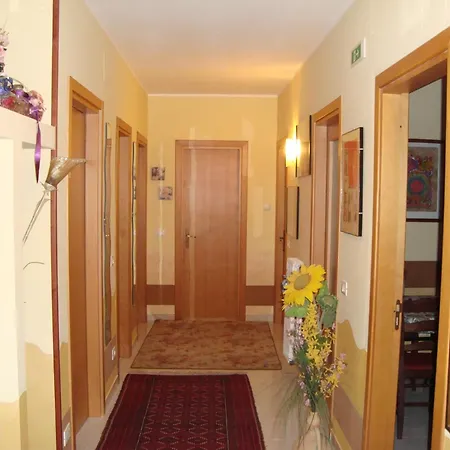 Casa Ferrara Гостевой дом Монополи