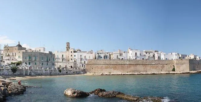 Casa Ferrara 3* Monopoli